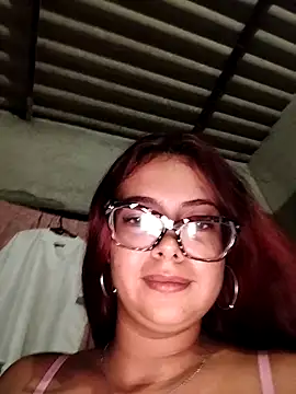 Snapshot of AfroditaSweet@xh chatting on 10.28.25 AfroditaSweetxh online show from 10.28.25