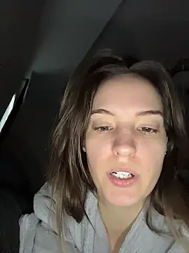 Snapshot of AngieFae_ chatting on 12.01.25 AngieFae online show from 12.01.25