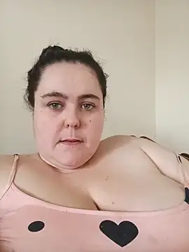 Snapshot of Maya_29x chatting on 10.24.25 Maya 29x online show from 10.24.25