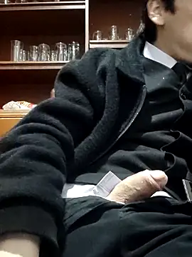 Carriata larry online show from 11.15.25