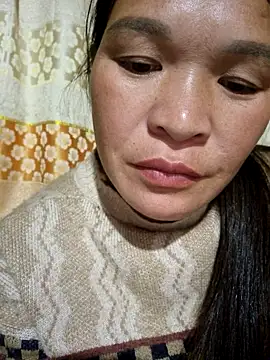 Snapshot of chipu06 chatting on 10.25.25 chipu06 online show from 10.25.25