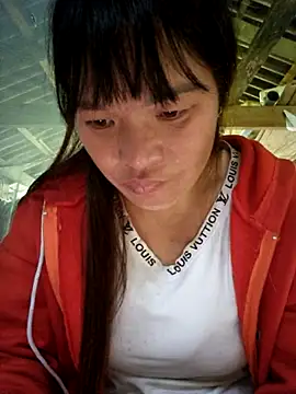 Snapshot of chipu06 chatting on 11.06.25 chipu06 online show from 11.06.25