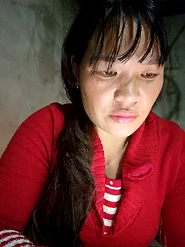 Snapshot of chipu06 chatting on 11.18.25 chipu06 online show from 11.18.25