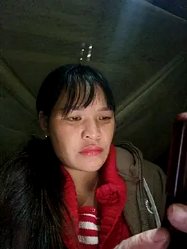 Snapshot of chipu06 chatting on 11.19.25 chipu06 online show from 11.19.25