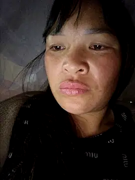 Snapshot of chipu06 chatting on 11.21.25 chipu06 online show from 11.21.25