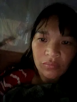 Snapshot of chipu06 chatting on 11.25.25 chipu06 online show from 11.25.25