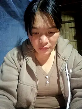 Snapshot of chipu06 chatting on 12.01.25 chipu06 online show from 12.01.25