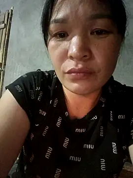 Snapshot of chipu06 chatting on 12.03.25 chipu06 online show from 12.03.25