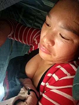 Snapshot of chipu06 chatting on 12.13.25 chipu06 online show from 12.13.25