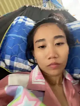 Snapshot of Candy_111 chatting on 12.04.25 Candy 111 online show from 12.04.25