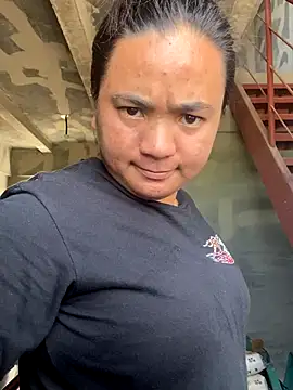 Snapshot of Boobsie4u chatting on 10.21.25 Boobsie4u online show from 10.21.25