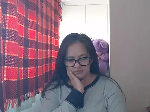 Kinkybela2025 online show from 03.31.26