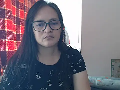 Kinkybela2025 online show from 05.26.26
