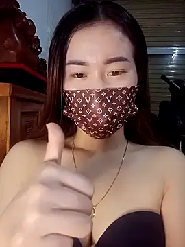 Snapshot of Family-Lovee chatting on 11.14.25 Family-Lovee online show from 11.14.25