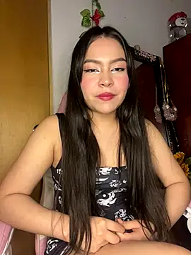 Snapshot of aldanasweets chatting on 10.20.25 aldanasweets online show from 10.20.25