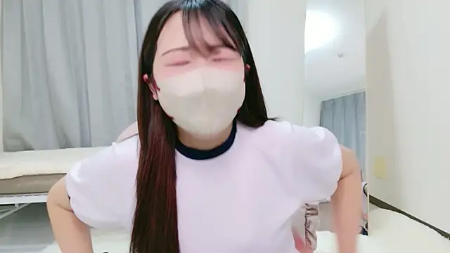 Snapshot of yui_chan00 chatting on 04.28.26 yui chan00 online show from 04.28.26