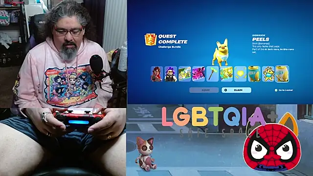 Snapshot of geekycastillo chatting on 11.02.25 geekycastillo online show from 11.02.25