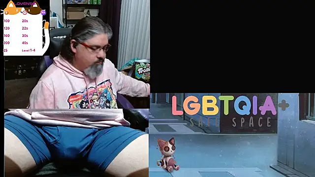 Snapshot of geekycastillo chatting on 11.10.25 geekycastillo online show from 11.10.25