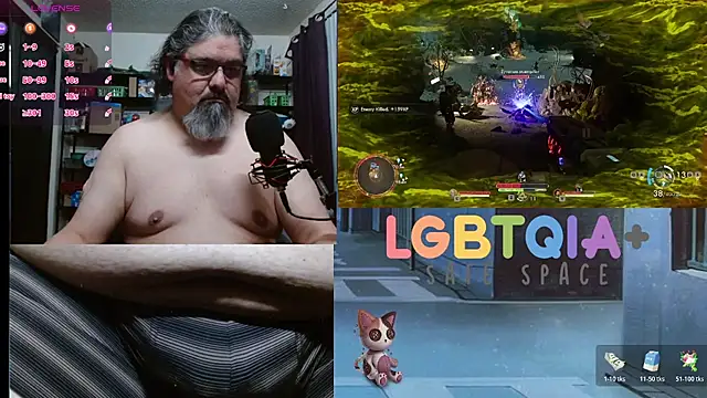 Snapshot of geekycastillo chatting on 11.29.25 geekycastillo online show from 11.29.25