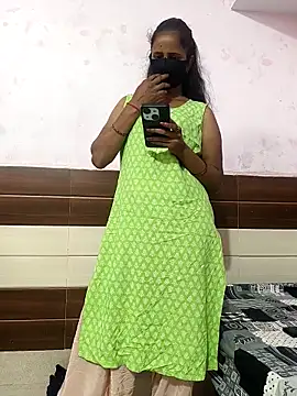 Snapshot of Anjali_hot1 chatting on 10.28.25 Anjali hot1 online show from 10.28.25