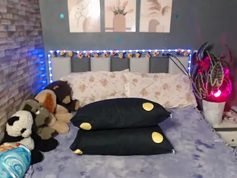 HotNathalie6900 online show from 02.14.26