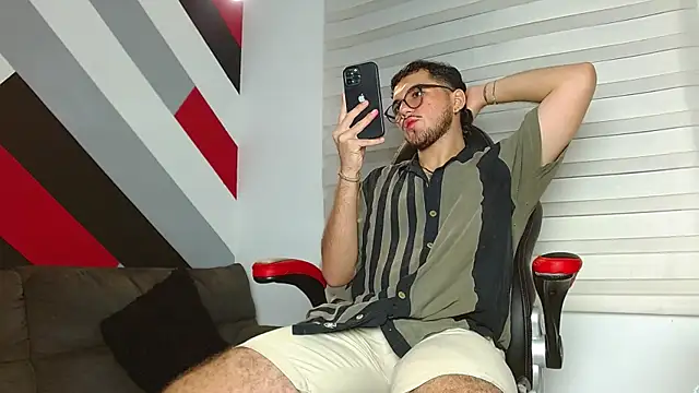 Zac Golden online show from 01.05.26