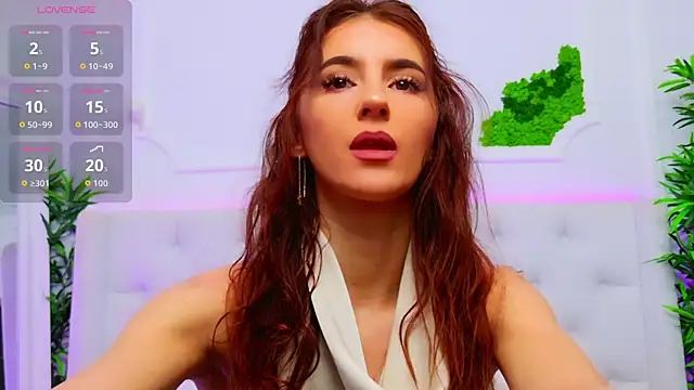 Snapshot of ElisaCharm chatting on 01.13.26 ElisaCharm online show from 01.13.26