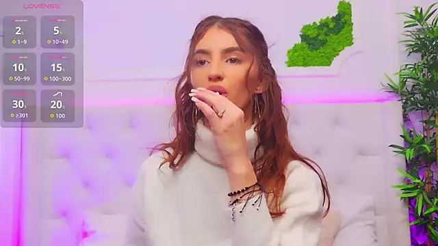 Snapshot of ElisaCharm chatting on 02.10.26 ElisaCharm online show from 02.10.26