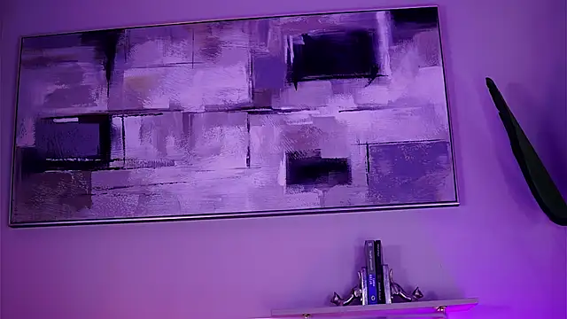 LaraSynn online show from 02.20.26