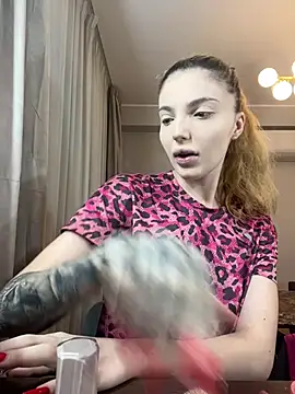 LaraSynn online show from 03.02.26