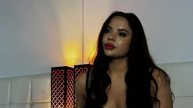 Snapshot of KarinaSparks chatting on 11.01.25 KarinaSparks online show from 11.01.25