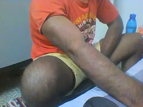 Snapshot of Crazy_Desire123 chatting on 11.13.25 Crazy Desire123 online show from 11.13.25