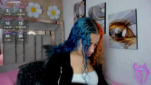 Snapshot of Cristall_ravven chatting on 11.07.25 Cristall ravven online show from 11.07.25