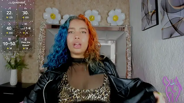 Snapshot of Cristall_ravven chatting on 11.20.25 Cristall ravven online show from 11.20.25