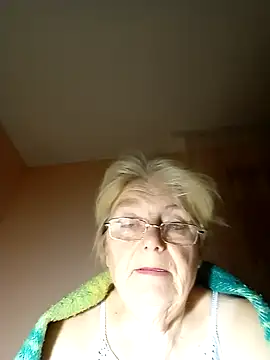 Snapshot of AmyLove353 chatting on 11.07.25 AmyLove353 online show from 11.07.25