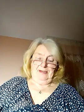 Snapshot of AmyLove353 chatting on 11.22.25 AmyLove353 online show from 11.22.25