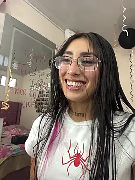 Snapshot of Violeet-Smith chatting on 01.09.26 Violeet-Smith online show from 01.09.26