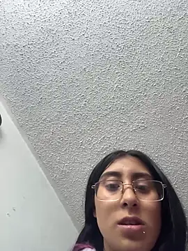 Snapshot of Violeet-Smith chatting on 02.05.26 Violeet-Smith online show from 02.05.26