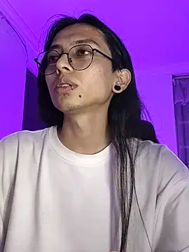 Snapshot of _Astrea_ chatting on 02.05.26 Astrea online show from 02.05.26