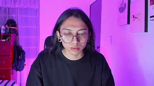 Snapshot of _Astrea_ chatting on 02.26.26 Astrea online show from 02.26.26