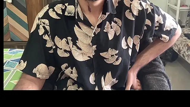 MakeMeAwareAah online show from 12.18.25