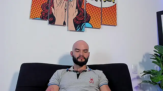 Snapshot of ODINVIDE-1 chatting on 11.26.25 ODINVIDE-1 online show from 11.26.25