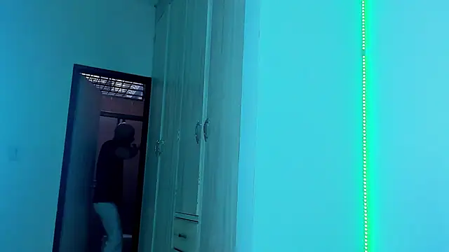 Snapshot of ODINVIDE-1 chatting on 11.30.25 ODINVIDE-1 online show from 11.30.25