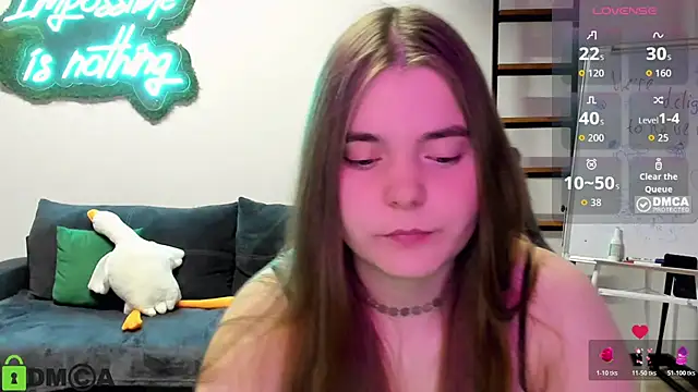 Snapshot of MiraaBloom chatting on 11.12.25 MiraaBloom online show from 11.12.25