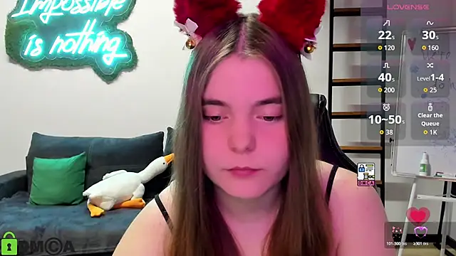 Snapshot of MiraaBloom chatting on 11.28.25 MiraaBloom online show from 11.28.25