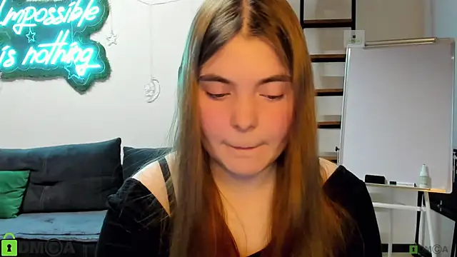 Snapshot of MiraaBloom chatting on 01.05.26 MiraaBloom online show from 01.05.26