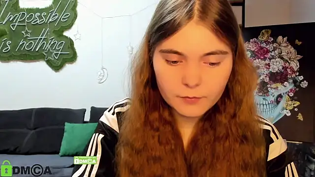 Snapshot of MiraaBloom chatting on 03.08.26 MiraaBloom online show from 03.08.26