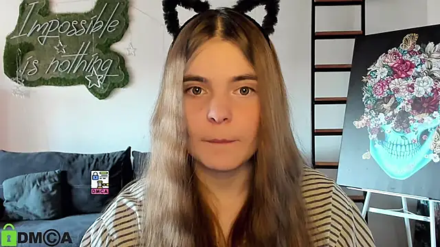 Snapshot of MiraaBloom chatting on 04.14.26 MiraaBloom online show from 04.14.26