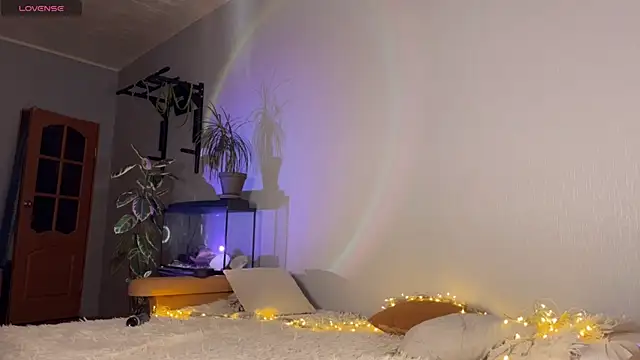 Lin Cherie online show from 11.18.25