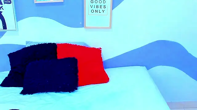 VIOLETA-28 online show from 12.04.25